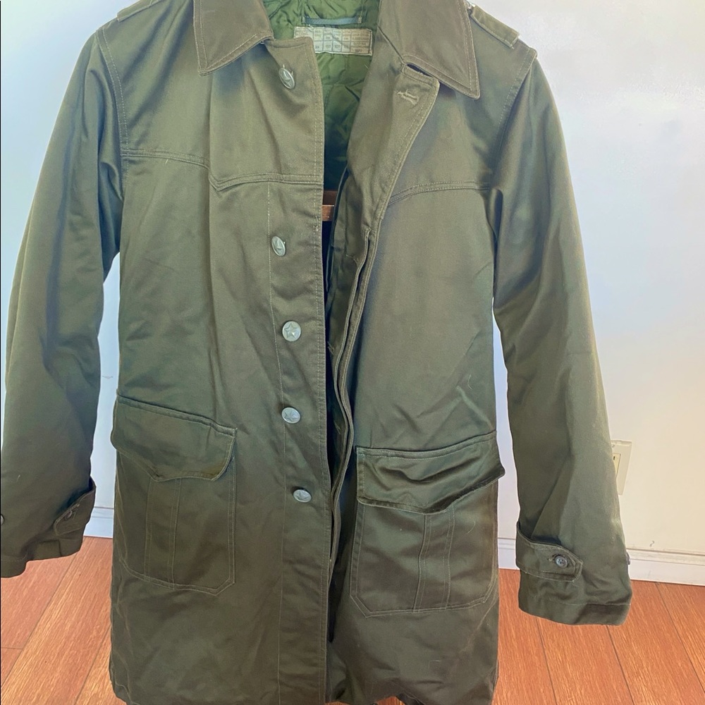 Vintage Surplus Slovakian winter military field coat with removable liner.